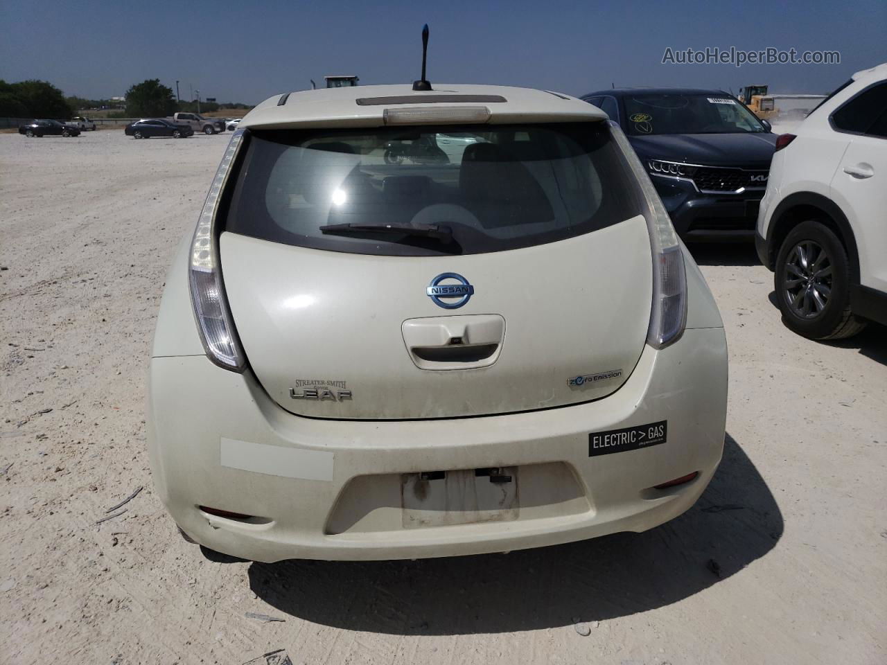 2011 Nissan Leaf Sv Белый vin: JN1AZ0CP5BT004388