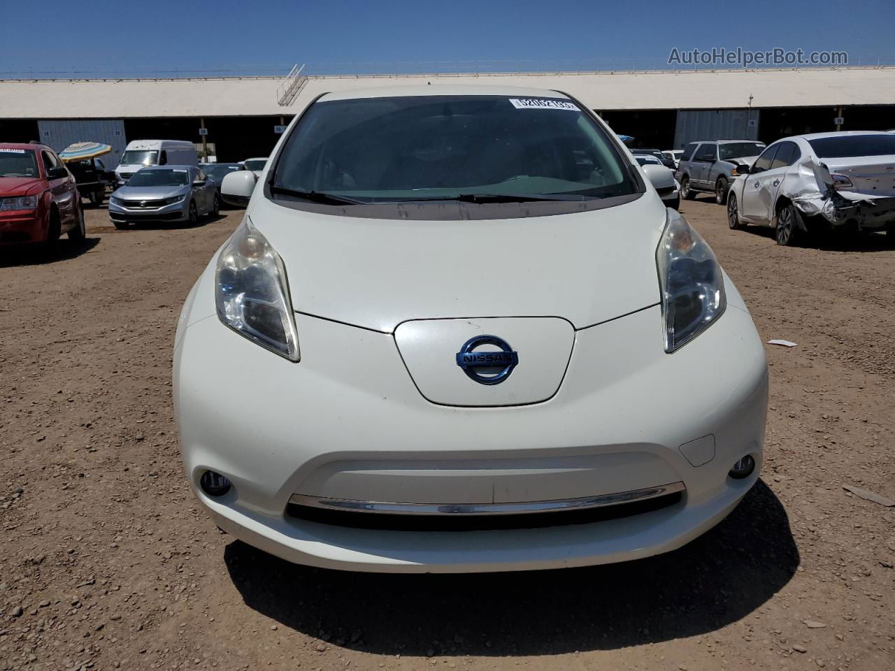 2011 Nissan Leaf Sv Кремовый vin: JN1AZ0CP5BT006688