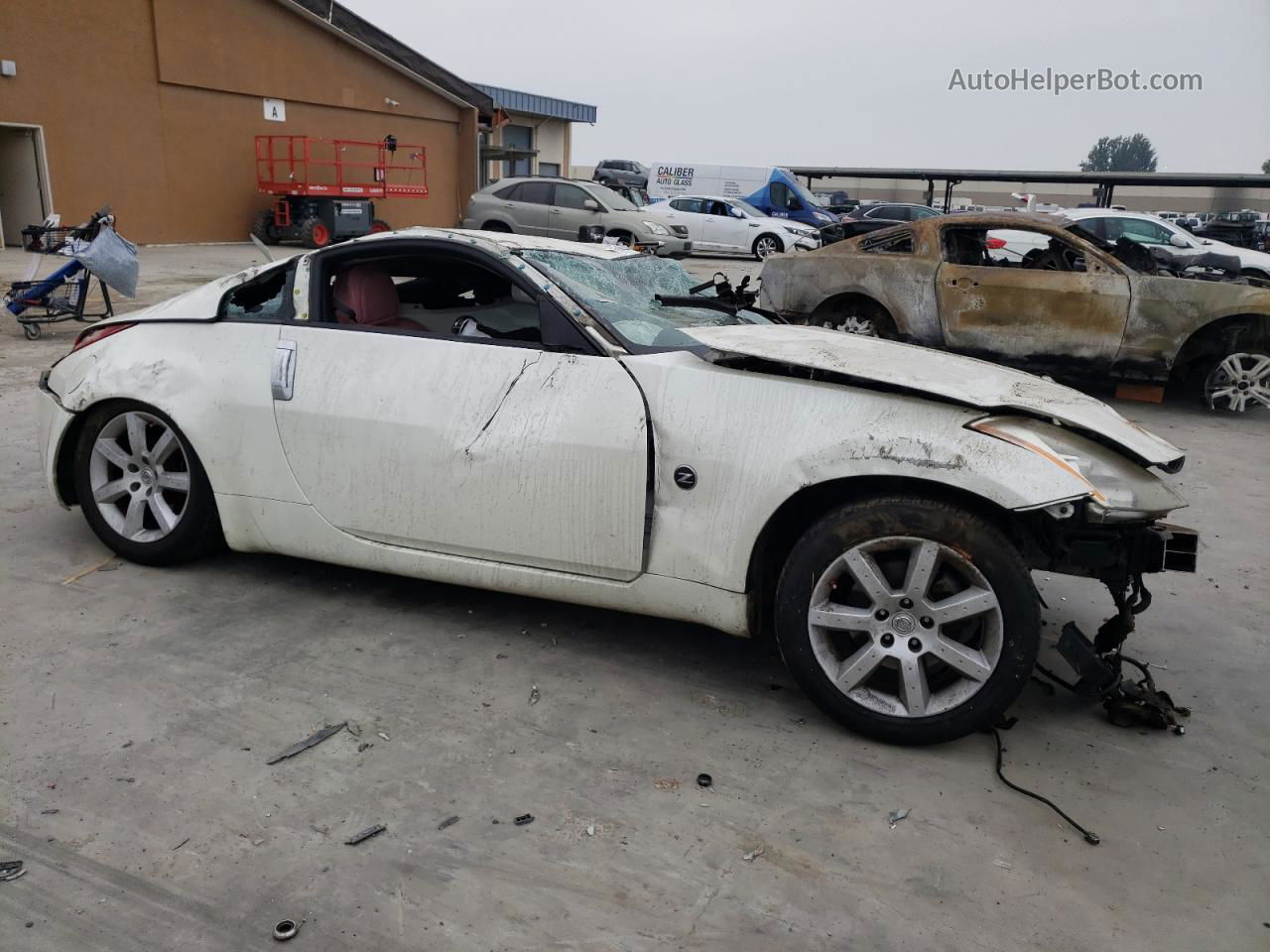 2005 Nissan 350z Coupe White vin: JN1AZ34D25M603639