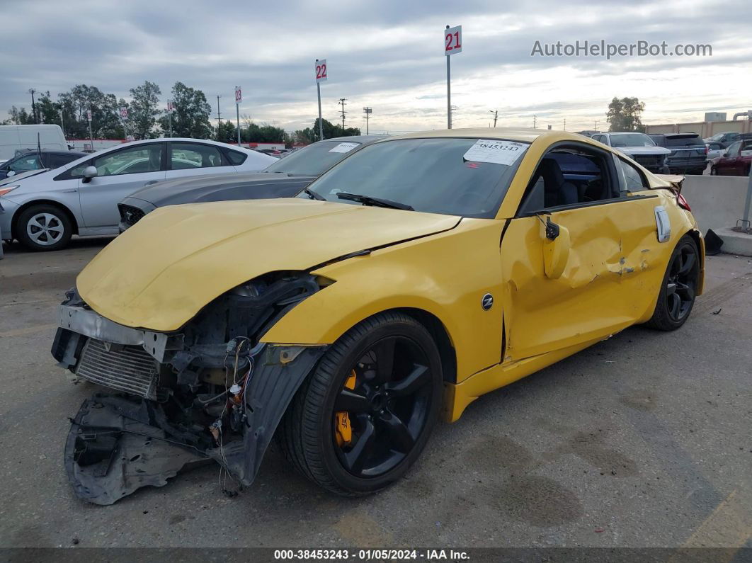 2005 Nissan 350z   Yellow vin: JN1AZ34E85M652482