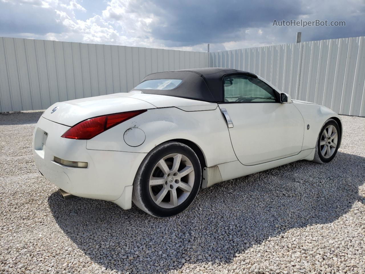 2005 Nissan 350z Roadster White vin: JN1AZ36A25M751695