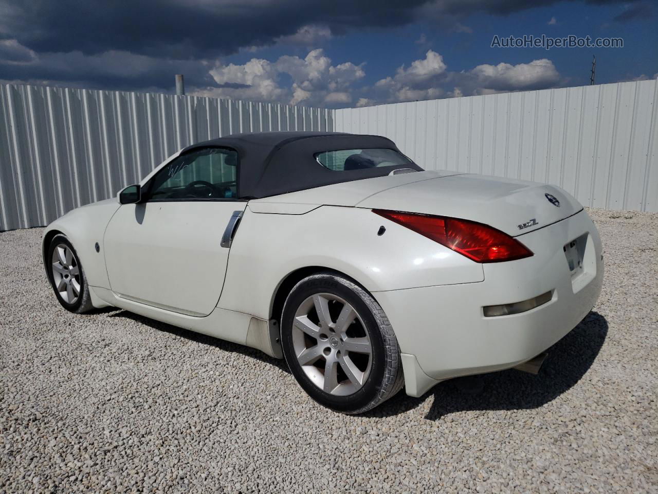 2005 Nissan 350z Roadster White vin: JN1AZ36A25M751695