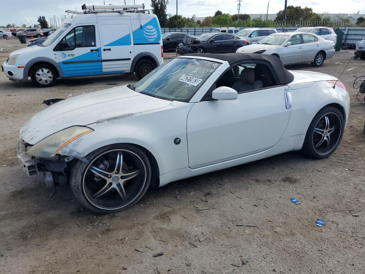 2005 Nissan 350z Roadster White vin: JN1AZ36A55M754820