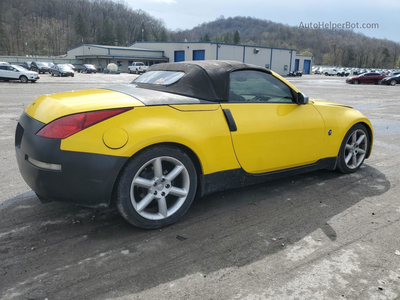 2005 Nissan 350z Roadster Yellow vin: JN1AZ36A75M751465