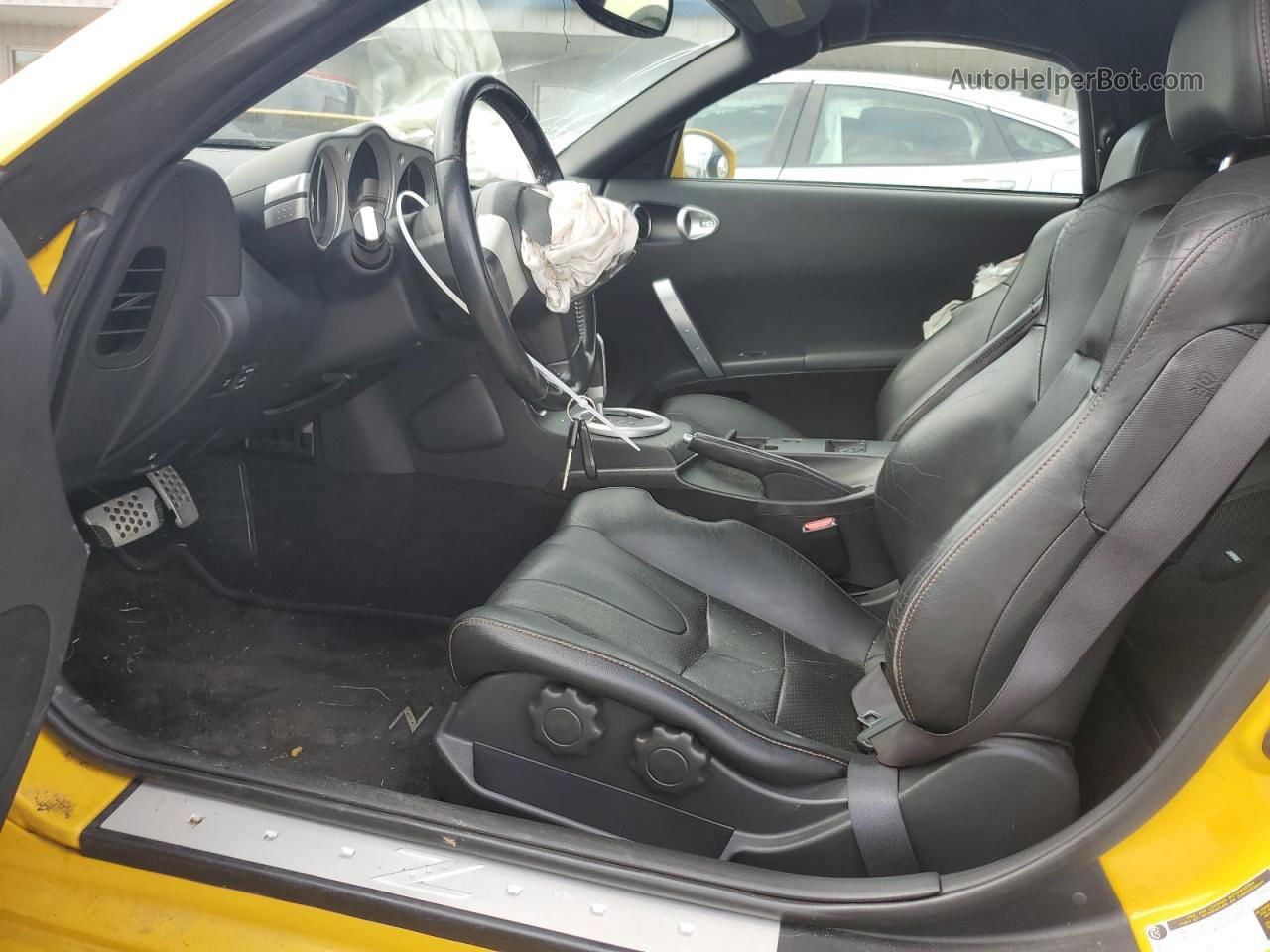 2005 Nissan 350z Roadster Yellow vin: JN1AZ36A85M750048