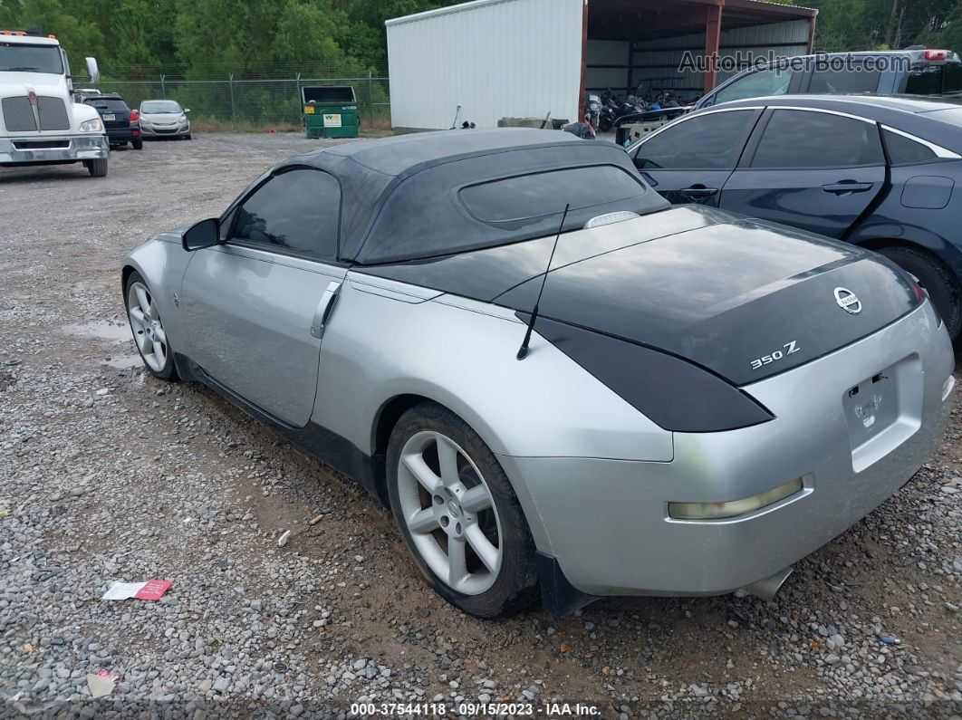 2005 Nissan 350z   Silver vin: JN1AZ36A85M751748