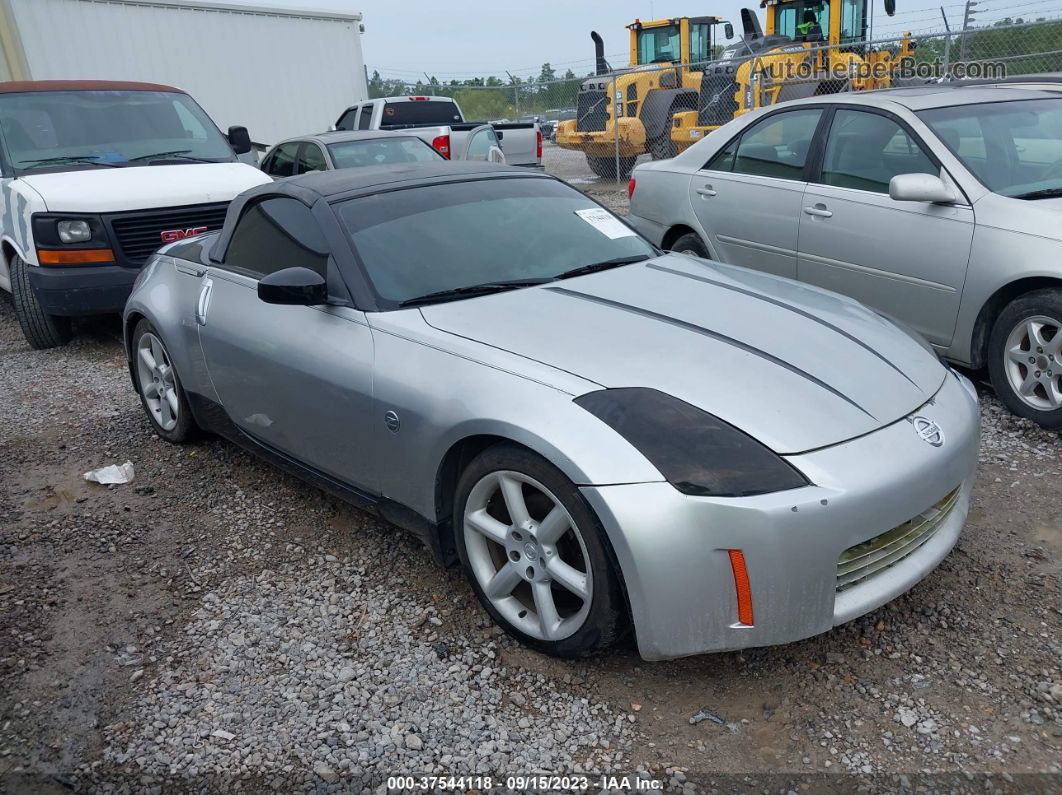 2005 Nissan 350z   Silver vin: JN1AZ36A85M751748