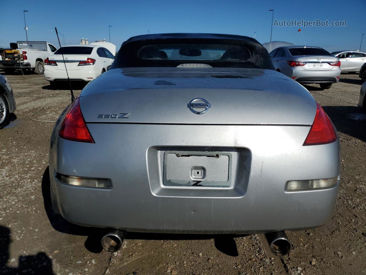 2005 Nissan 350z Roadster Silver vin: JN1AZ36DX5M700195