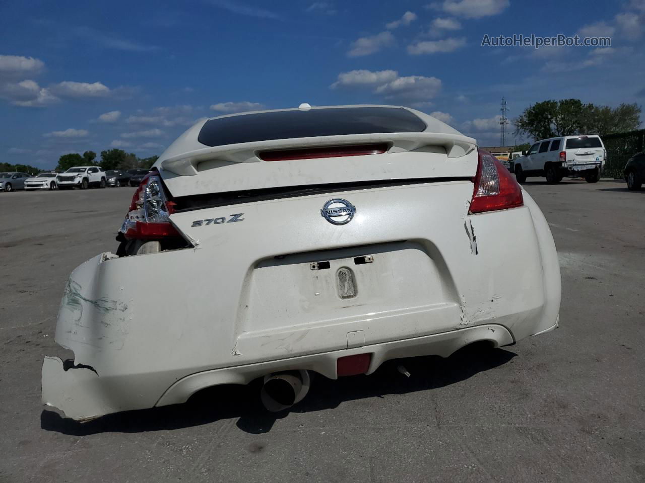 2014 Nissan 370z Base White vin: JN1AZ4EH2EM636616