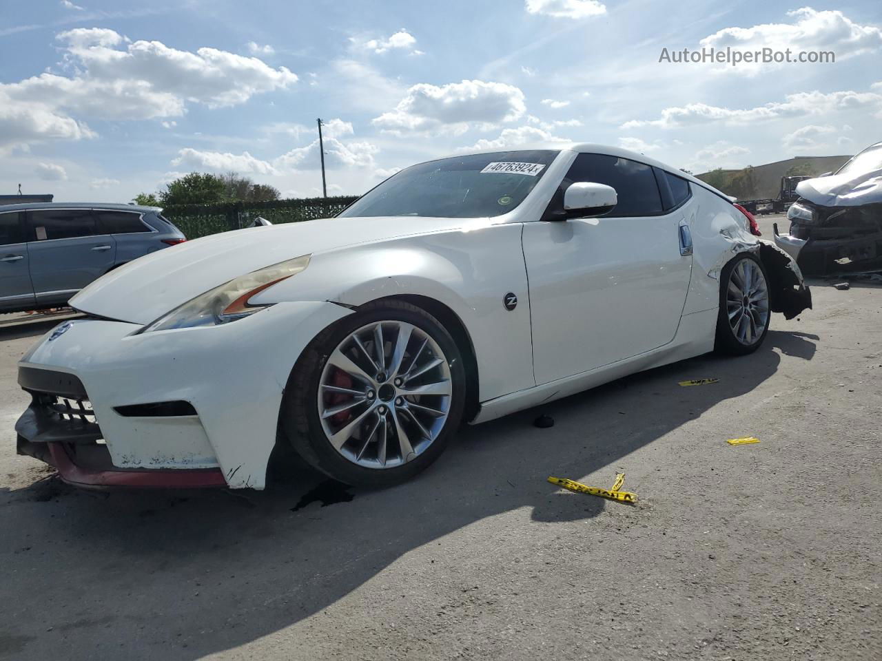 2014 Nissan 370z Base White vin: JN1AZ4EH2EM636616