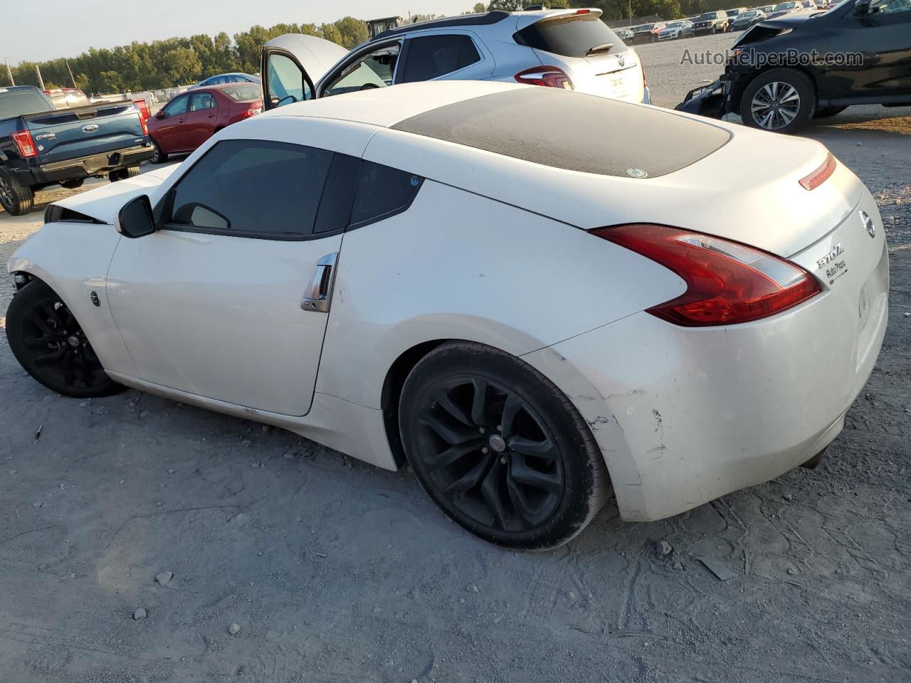 2014 Nissan 370z Base White vin: JN1AZ4EH6EM636988