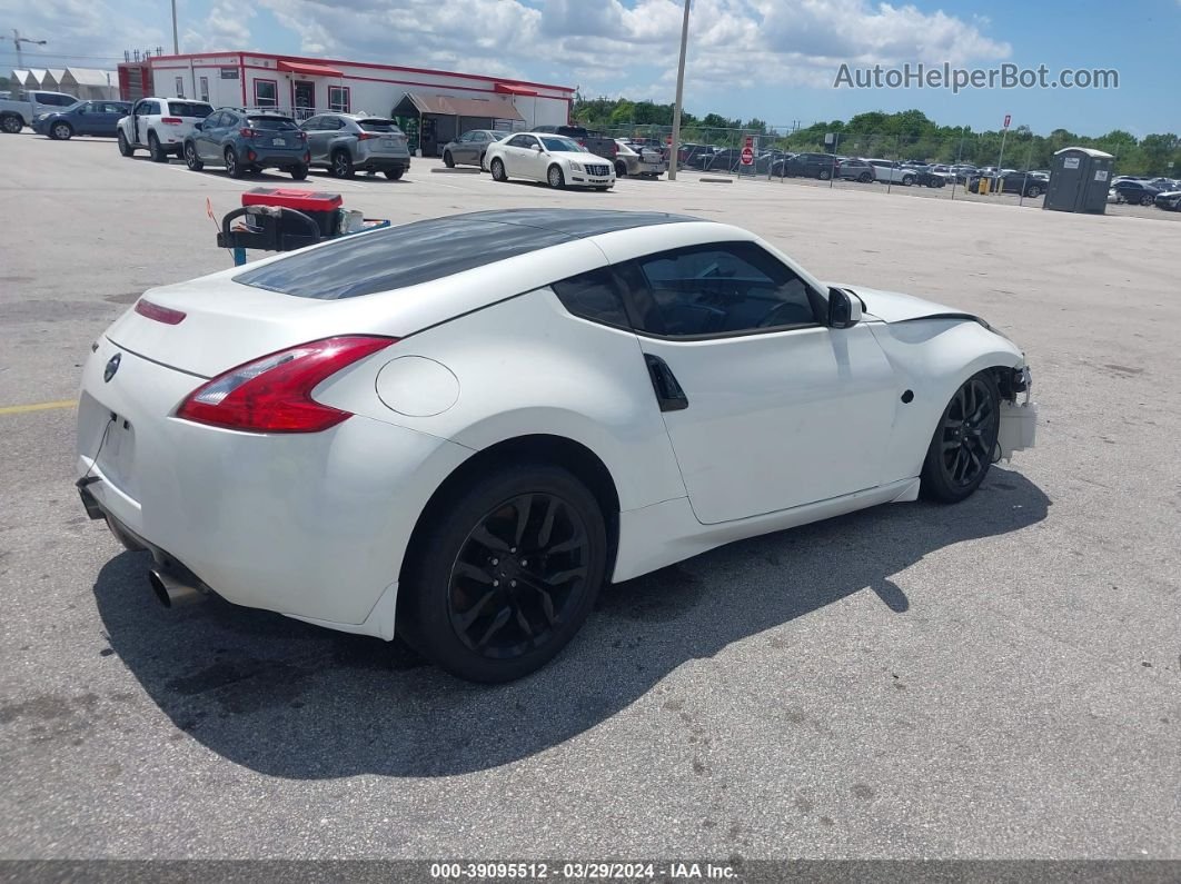 2014 Nissan 370z   White vin: JN1AZ4EH7EM633260