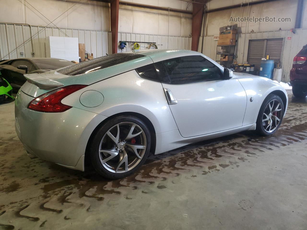 2014 Nissan 370z Base White vin: JN1AZ4EHXEM635777