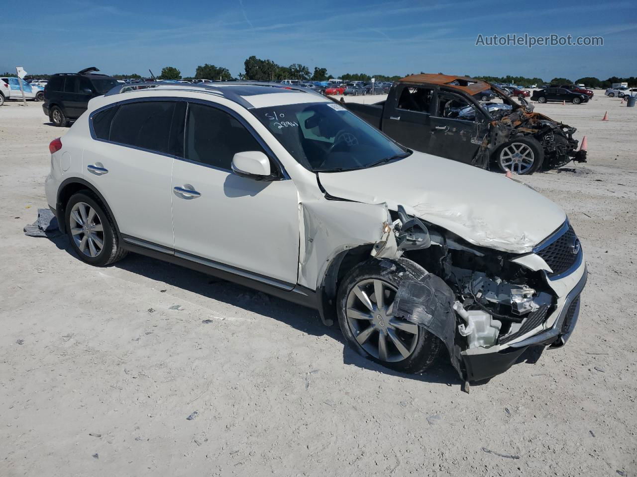 2017 Infiniti Qx50  White vin: JN1BJ0RP1HM388210