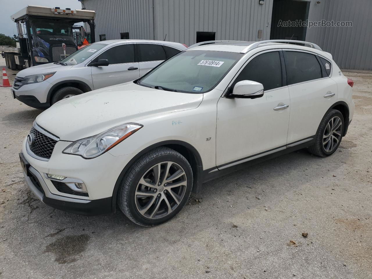 2017 Infiniti Qx50  White vin: JN1BJ0RR1HM405248