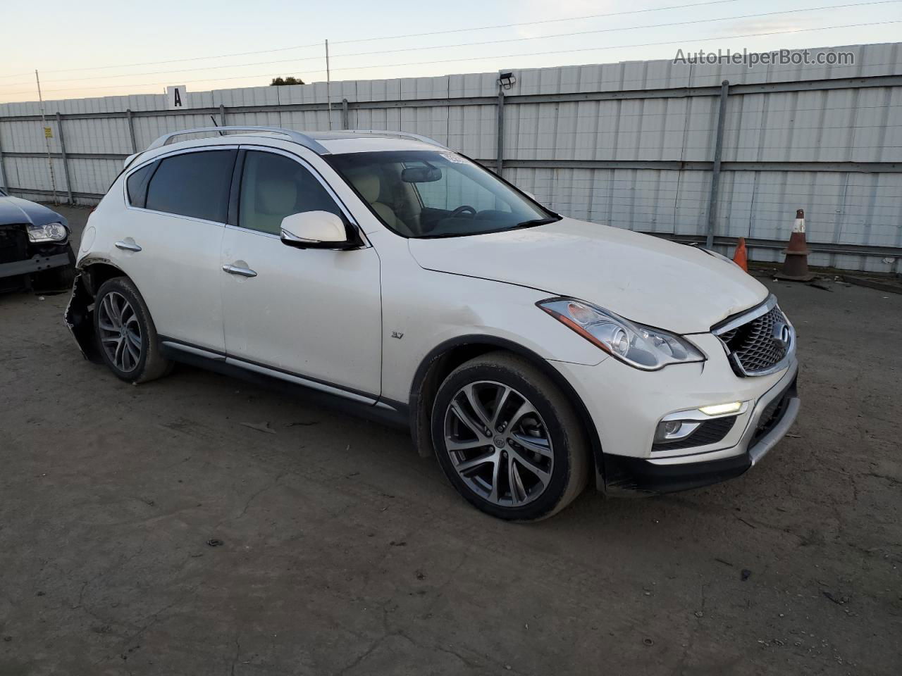 2017 Infiniti Qx50  White vin: JN1BJ0RR9HM402985