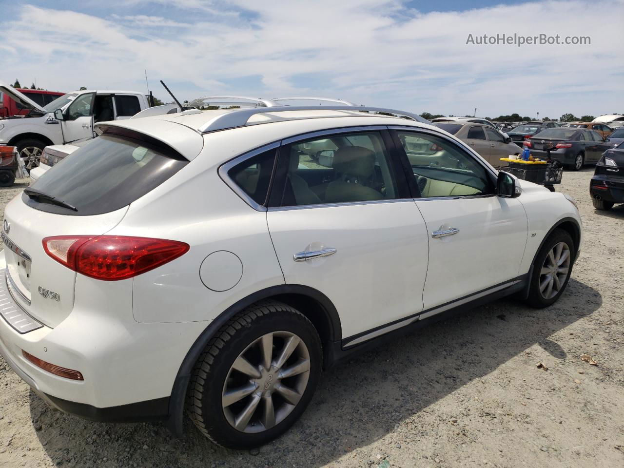 2017 Infiniti Qx50  White vin: JN1BJ0RRXHM414689