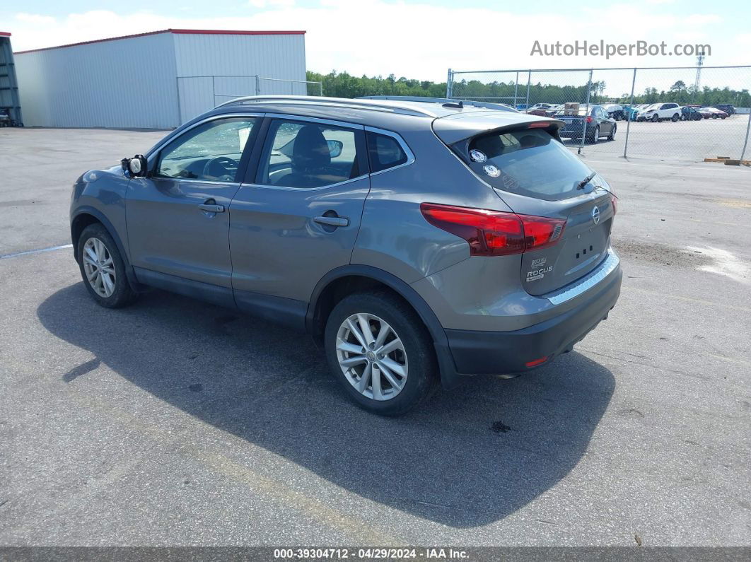 2018 Nissan Rogue Sport Sv Gray vin: JN1BJ1CP4JW189645