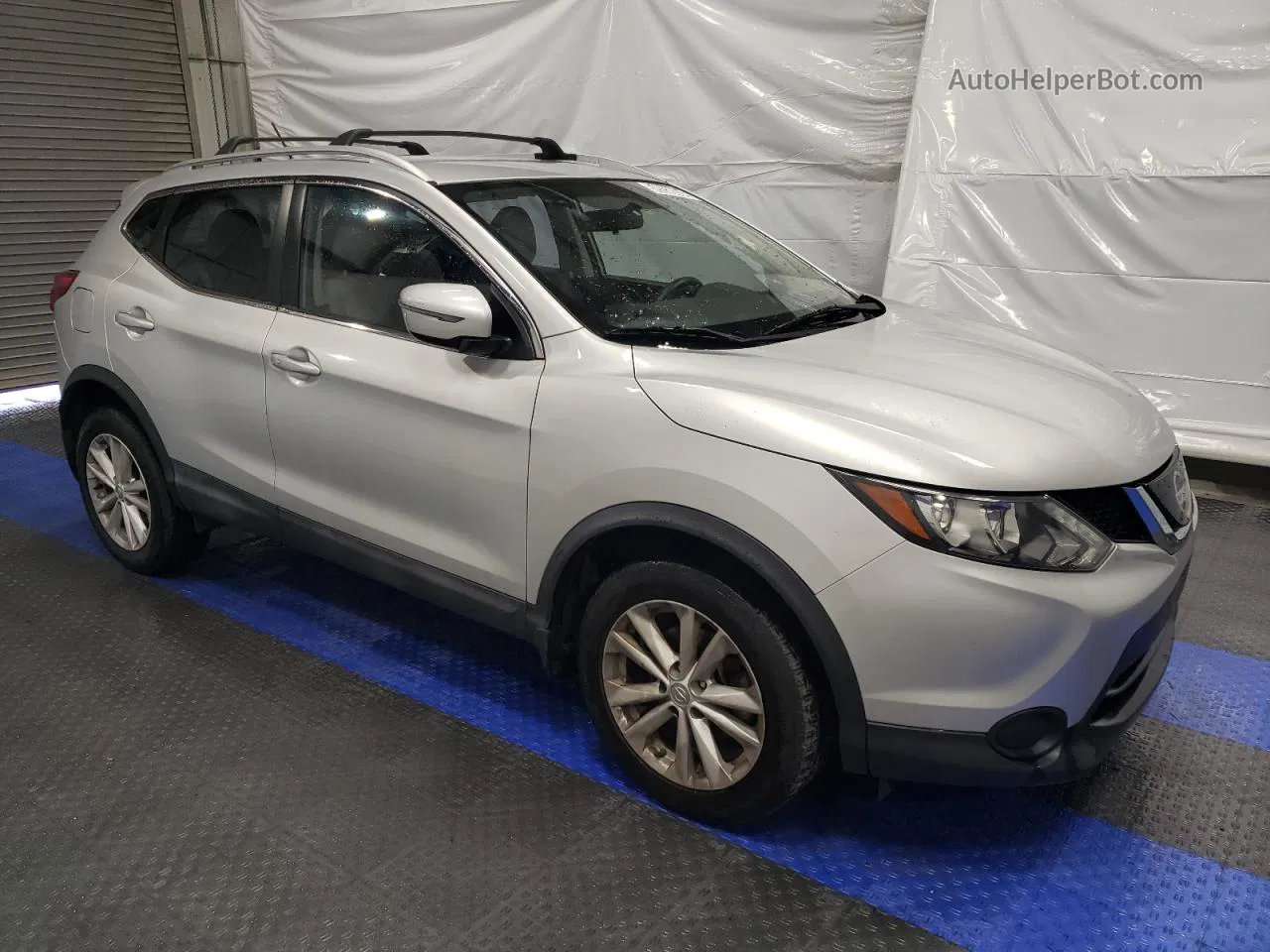 2018 Nissan Rogue Sport S Gray vin: JN1BJ1CP7JW190482