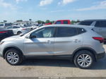 2018 Nissan Rogue Sport S Серебряный vin: JN1BJ1CP8JW160164