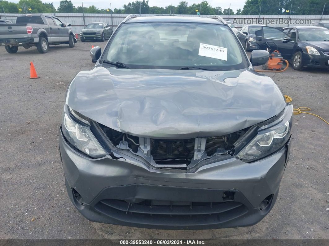 2018 Nissan Rogue Sport Sv Gray vin: JN1BJ1CP9JW165180