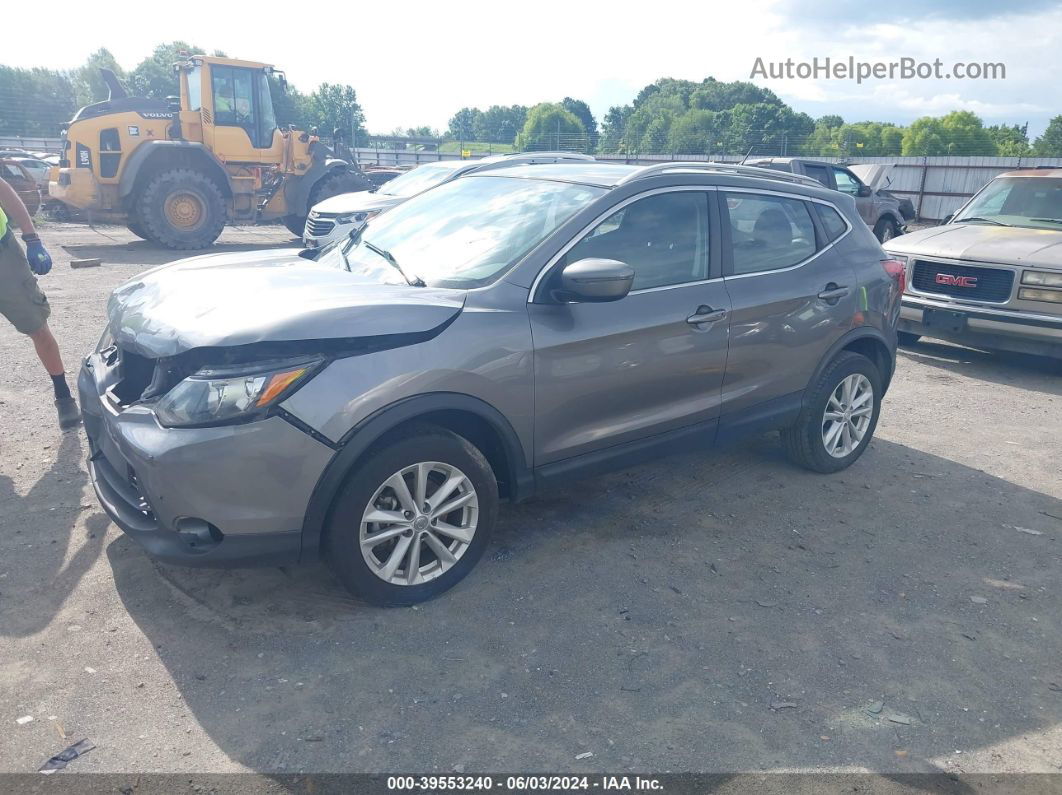 2018 Nissan Rogue Sport Sv Gray vin: JN1BJ1CP9JW165180