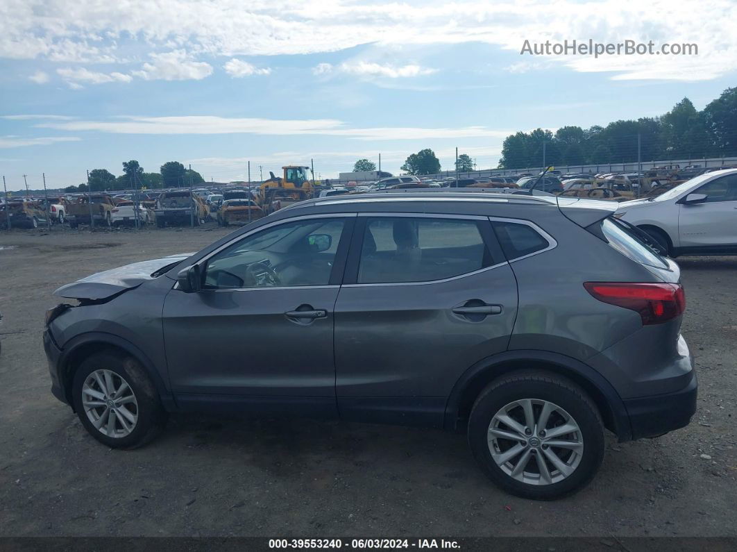 2018 Nissan Rogue Sport Sv Gray vin: JN1BJ1CP9JW165180