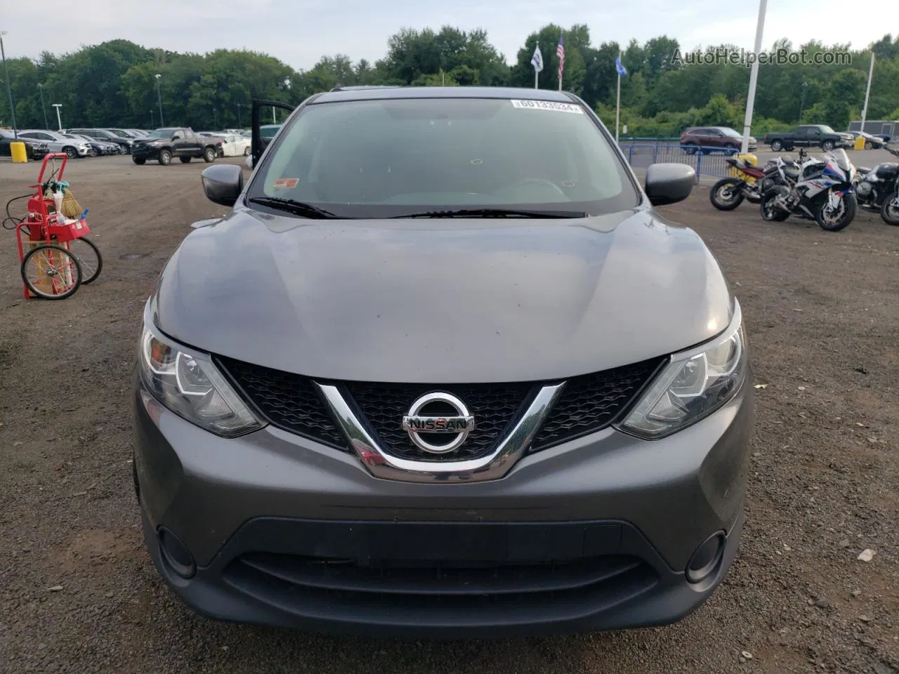 2018 Nissan Rogue Sport S Gray vin: JN1BJ1CR0JW200593