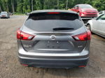 2018 Nissan Rogue Sport S Gray vin: JN1BJ1CR0JW200593