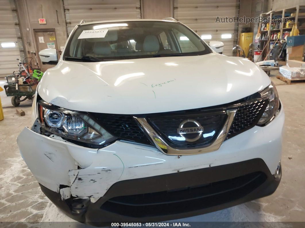 2018 Nissan Rogue Sport Sl White vin: JN1BJ1CR1JW293799