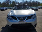 2018 Nissan Rogue Sport S Silver vin: JN1BJ1CR4JW210642