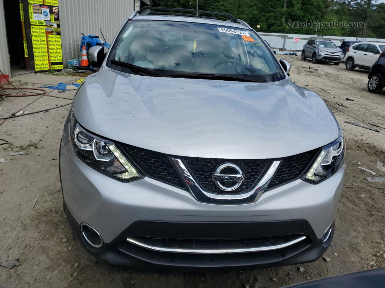 2018 Nissan Rogue Sport S Silver vin: JN1BJ1CR7JW201160