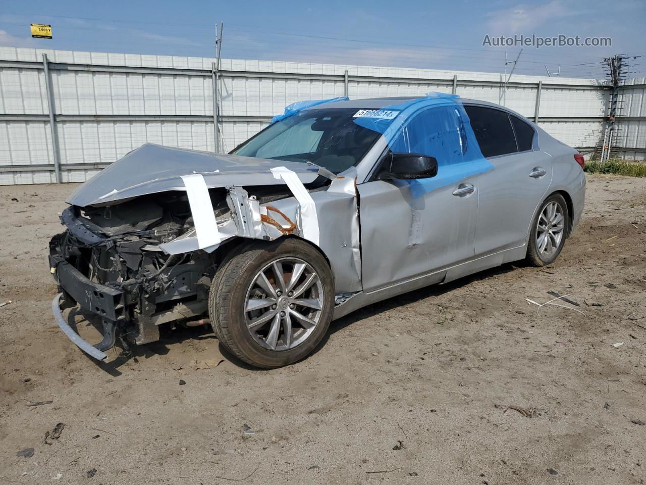 2014 Infiniti Q50 Base Silver vin: JN1BV7AP0EM689765