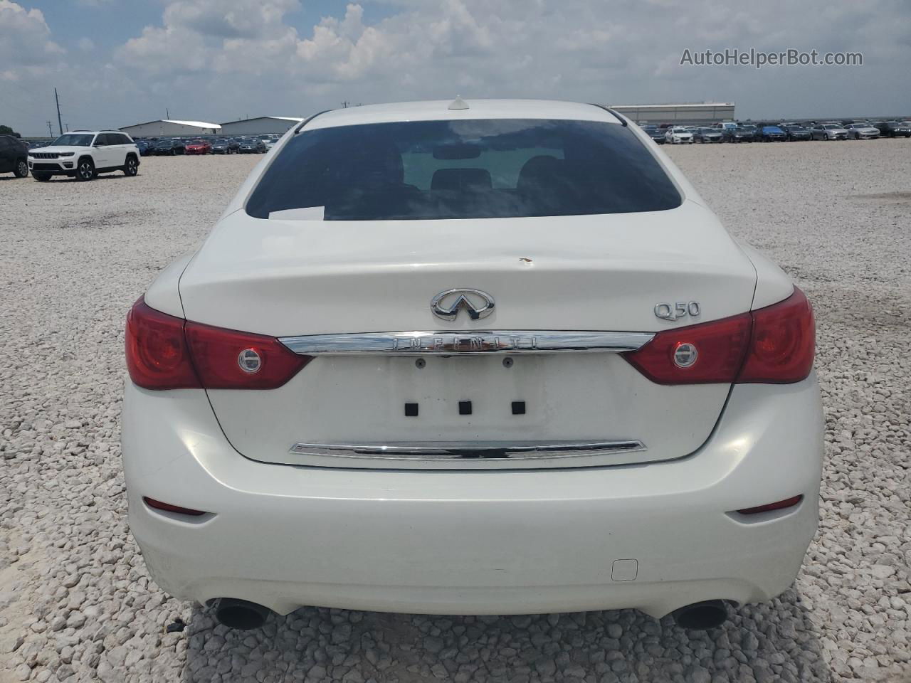 2015 Infiniti Q50 Base White vin: JN1BV7AP0FM345841