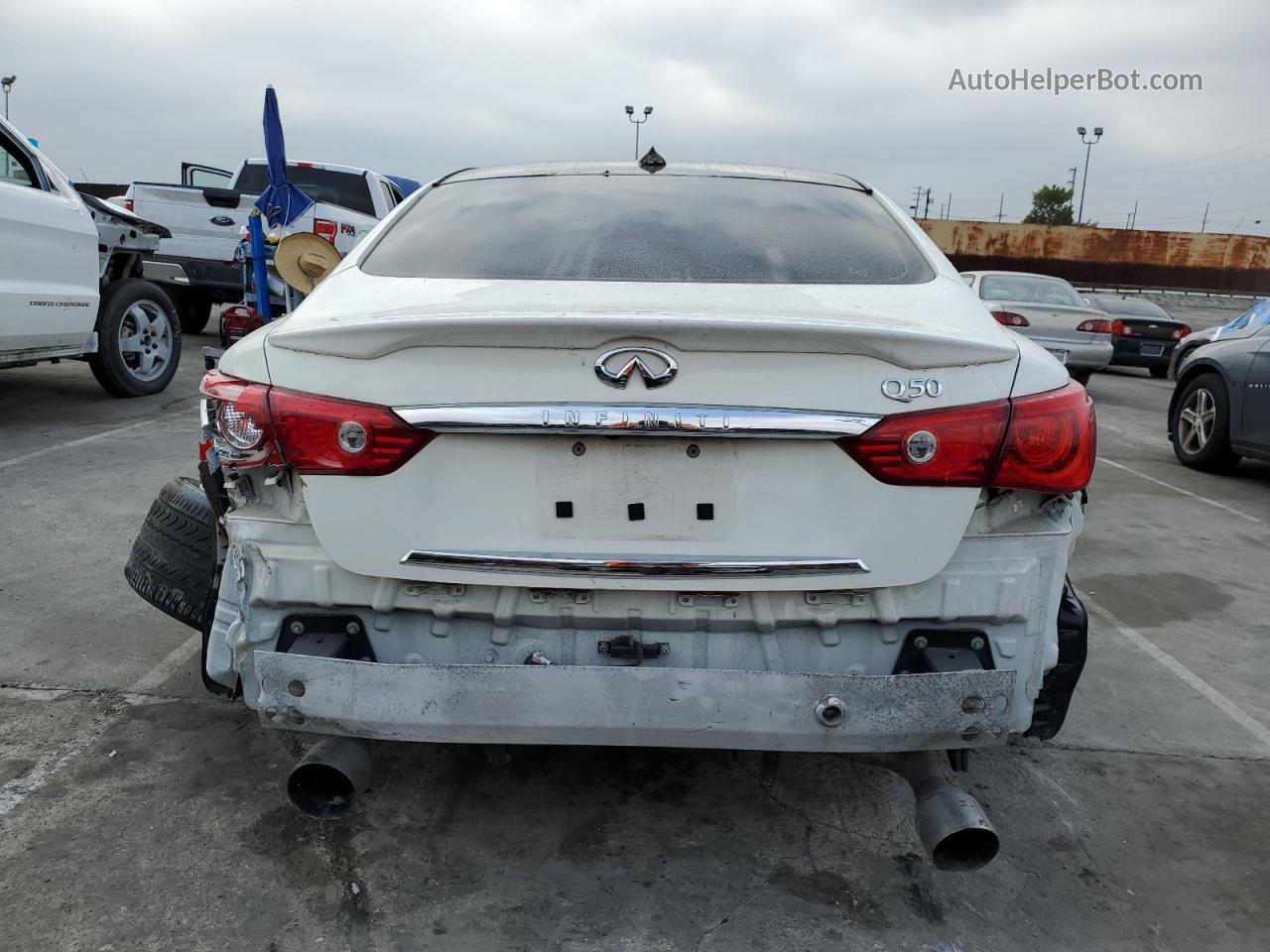 2015 Infiniti Q50 Base Белый vin: JN1BV7AP0FM356046