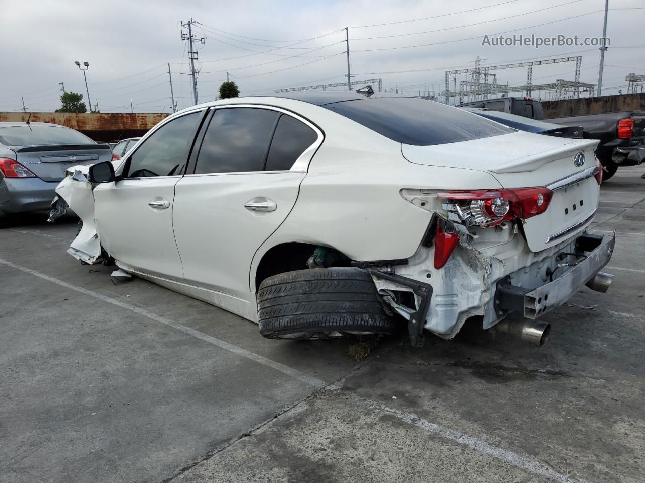 2015 Infiniti Q50 Base Белый vin: JN1BV7AP0FM356046