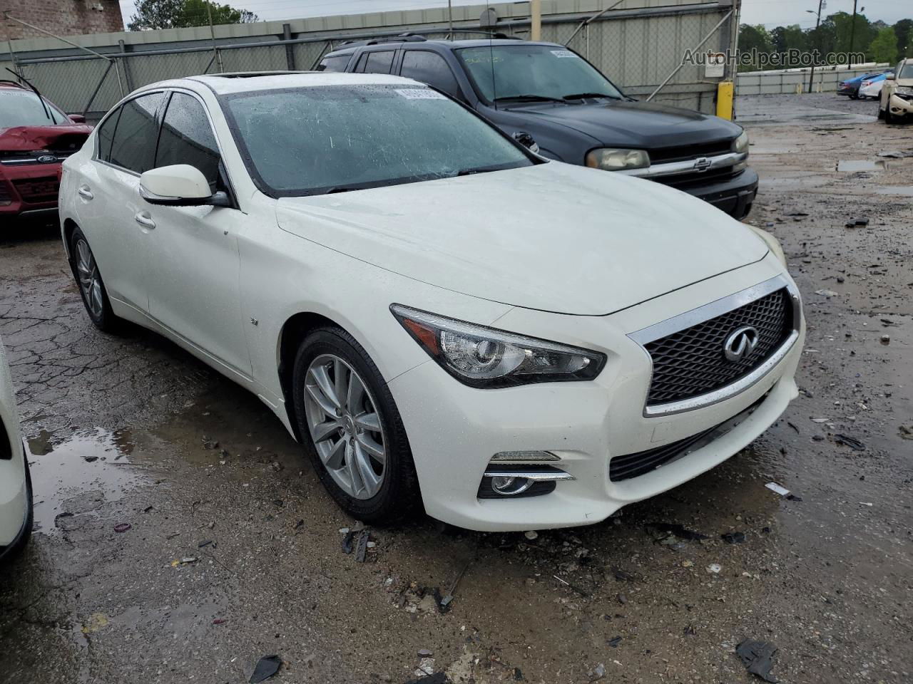 2014 Infiniti Q50 Base White vin: JN1BV7AP1EM684106