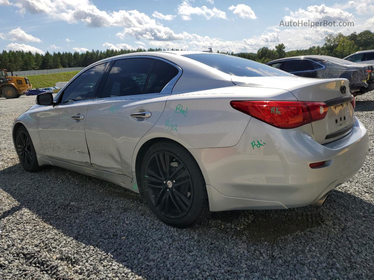 2014 Infiniti Q50 Base Silver vin: JN1BV7AP1EM691377