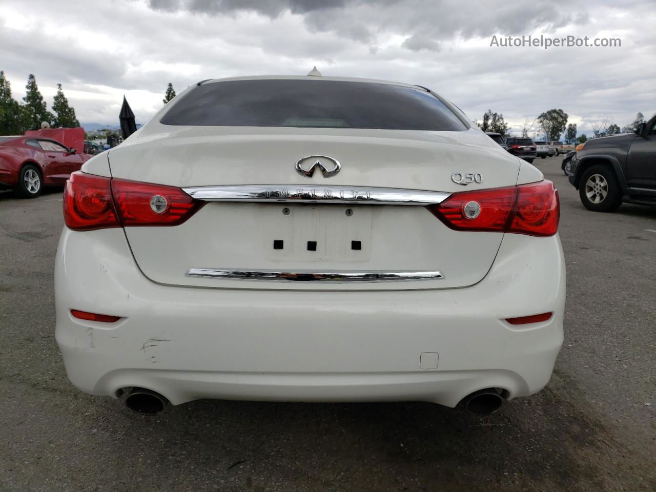 2014 Infiniti Q50 Base Белый vin: JN1BV7AP1EM692058