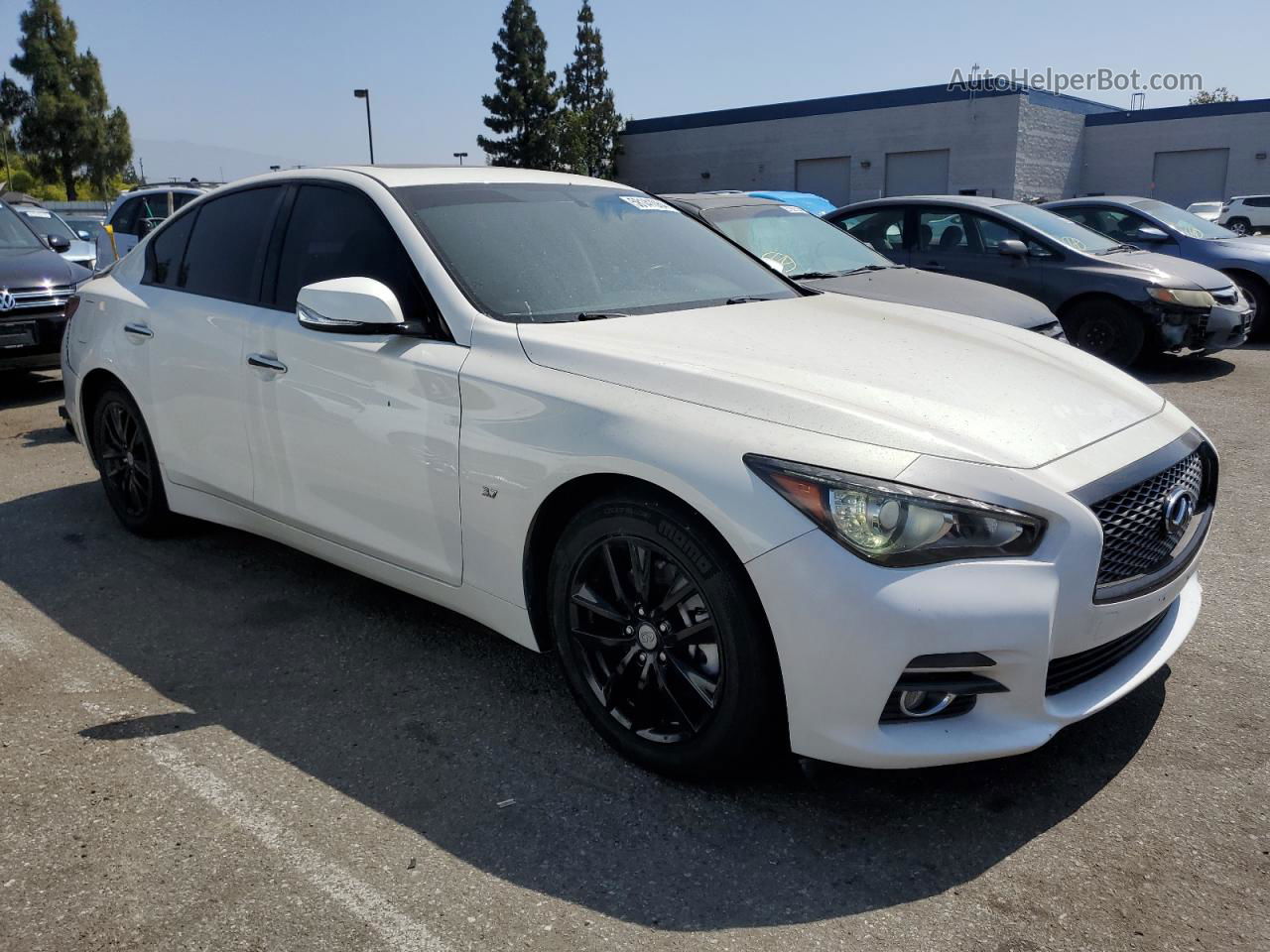 2015 Infiniti Q50 Base Белый vin: JN1BV7AP3FM337474