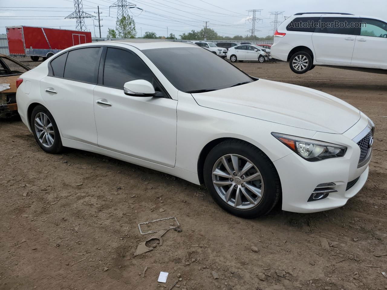 2015 Infiniti Q50 Base White vin: JN1BV7AP5FM343325