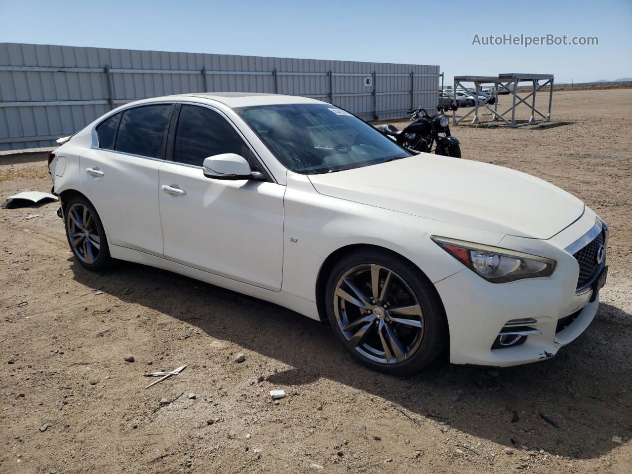 2015 Infiniti Q50 Base White vin: JN1BV7AP5FM351103