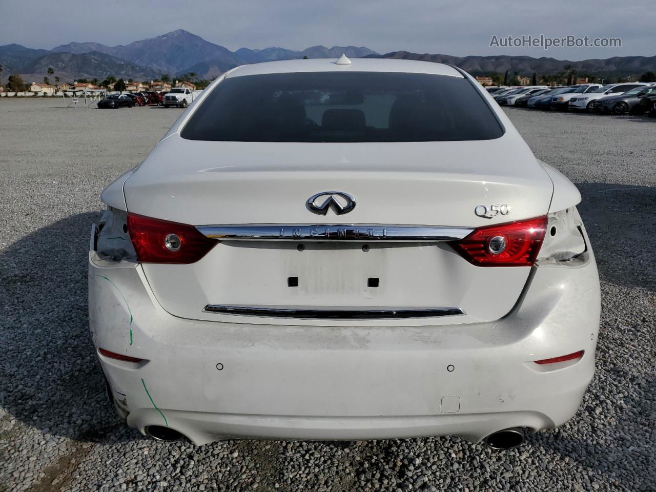 2014 Infiniti Q50 Base White vin: JN1BV7AP6EM670962