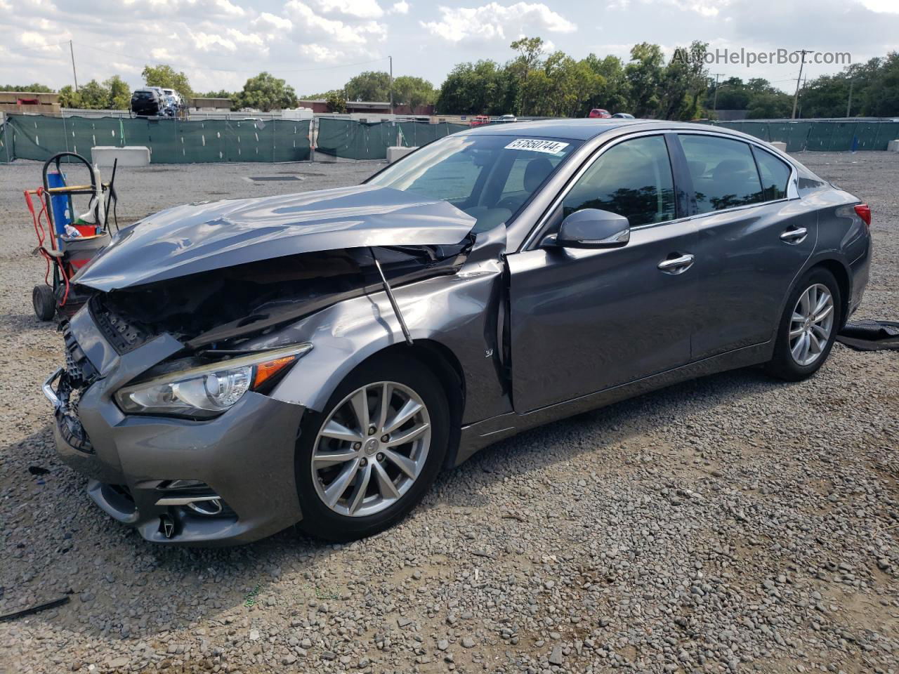 2015 Infiniti Q50 Base Silver vin: JN1BV7AP6FM352552