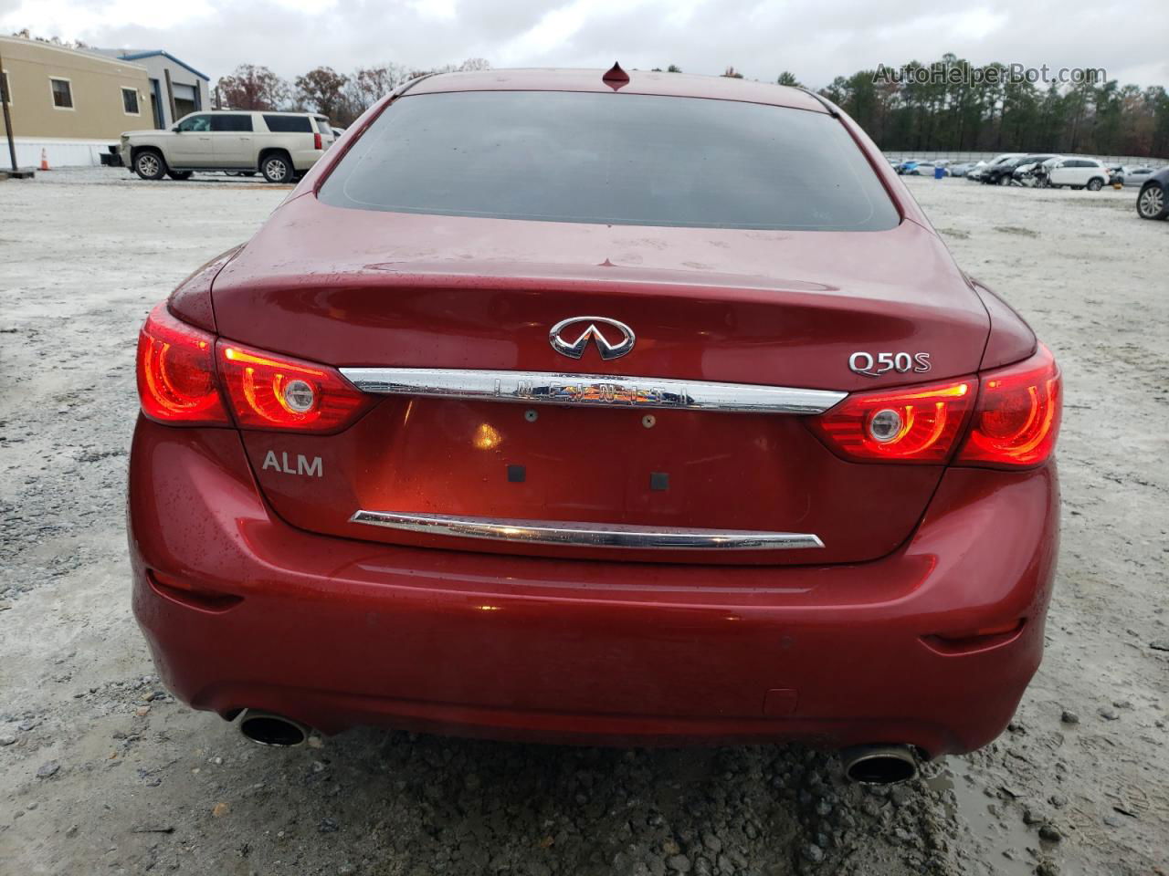 2014 Infiniti Q50 Base Красный vin: JN1BV7AP7EM674986