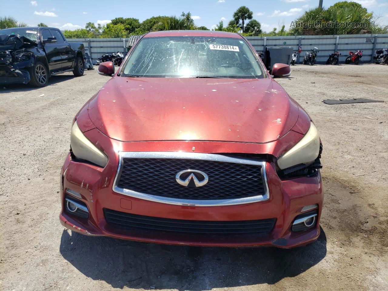 2014 Infiniti Q50 Base Red vin: JN1BV7AP7EM685504