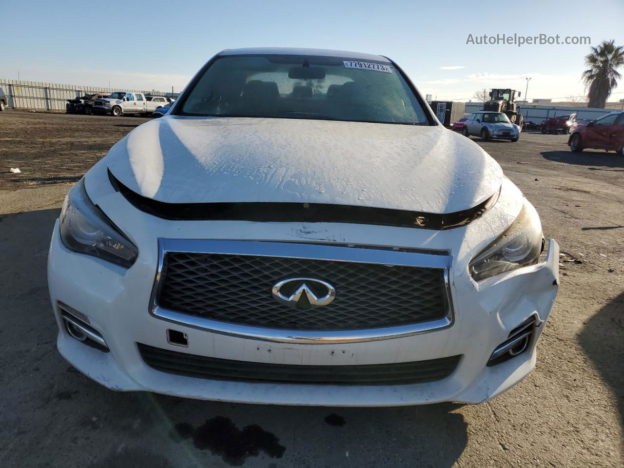 2015 Infiniti Q50 Base Белый vin: JN1BV7AP8FM331394