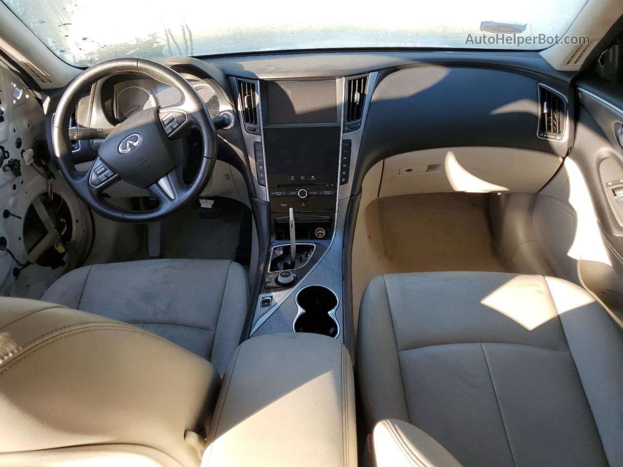 2015 Infiniti Q50 Base Белый vin: JN1BV7AP8FM331394