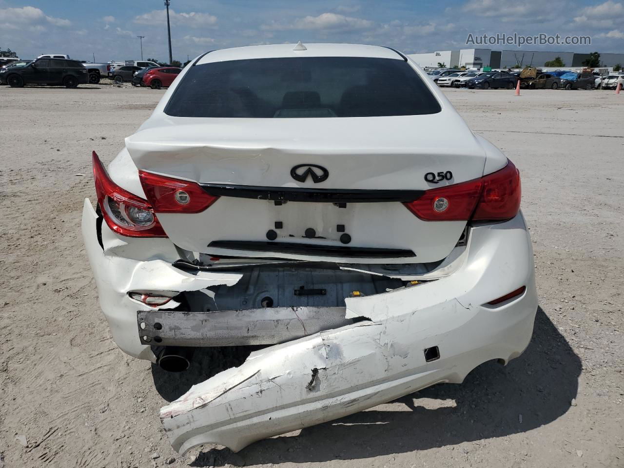 2014 Infiniti Q50 Base White vin: JN1BV7AP9EM684726