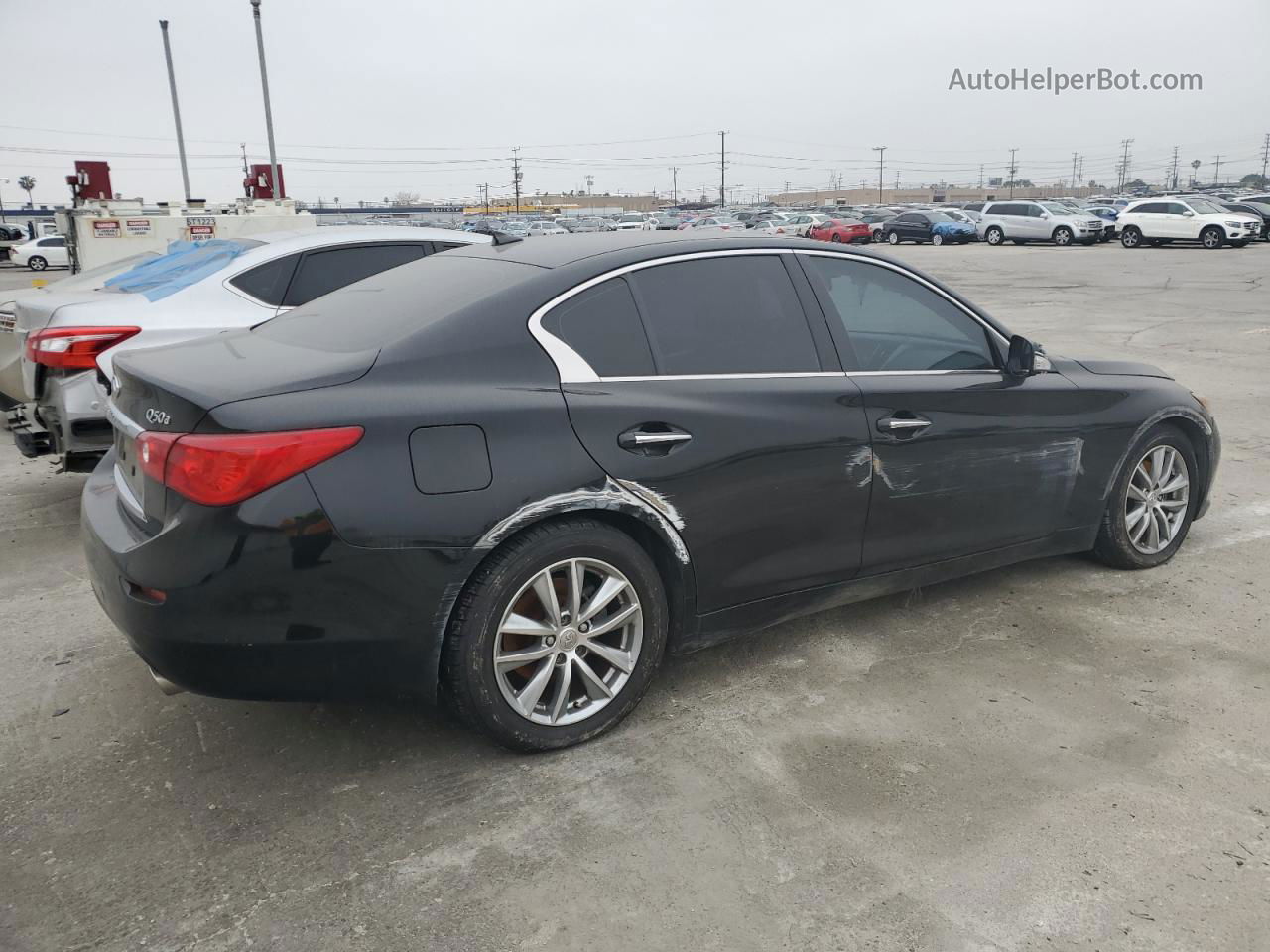 2014 Infiniti Q50 Base Black vin: JN1BV7APXEM681639